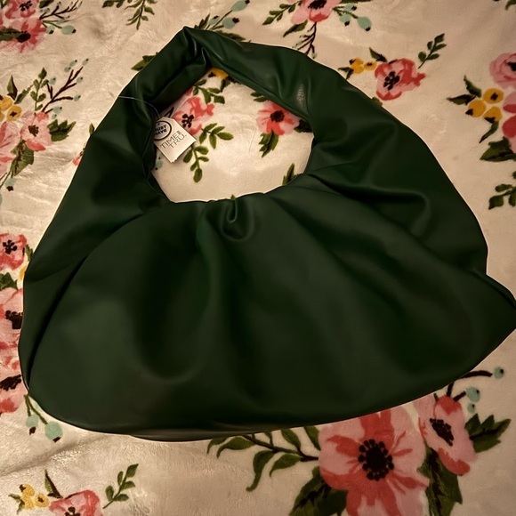 Time and Tru Green shoulder purse - Picture 2 of 6